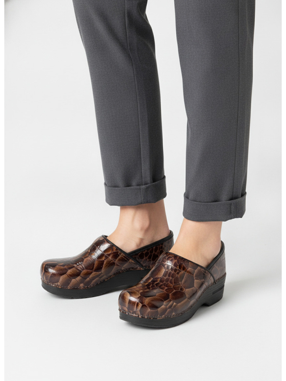 Dansko Women’s 38 Brown Bronze Embossed Leather Professional Clogs Shoes